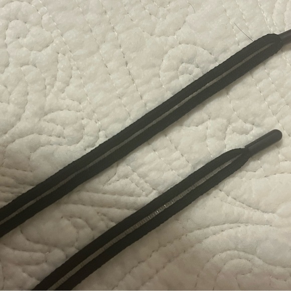 Victoria Sport Black Joggers, size Large - Picture 8 of 8